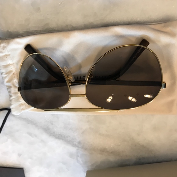 Louis Vuitton Attitude Gold Sun glasses - Picture 2 of 4